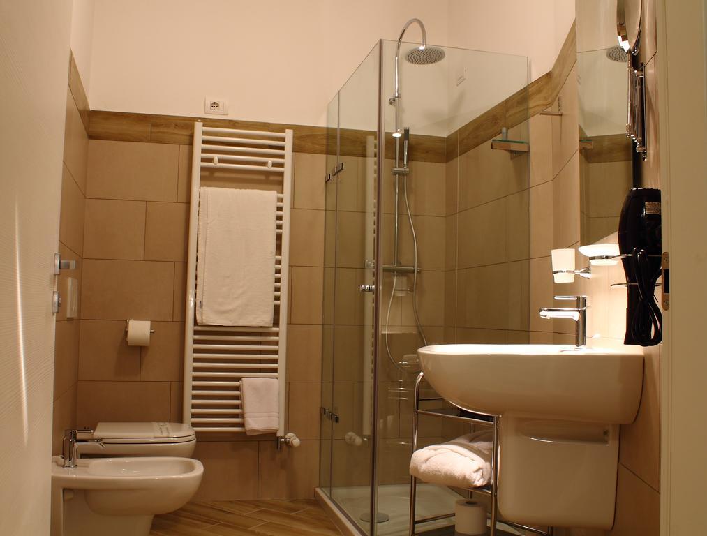 Bhl Boutique Rooms Legnano Bilik gambar