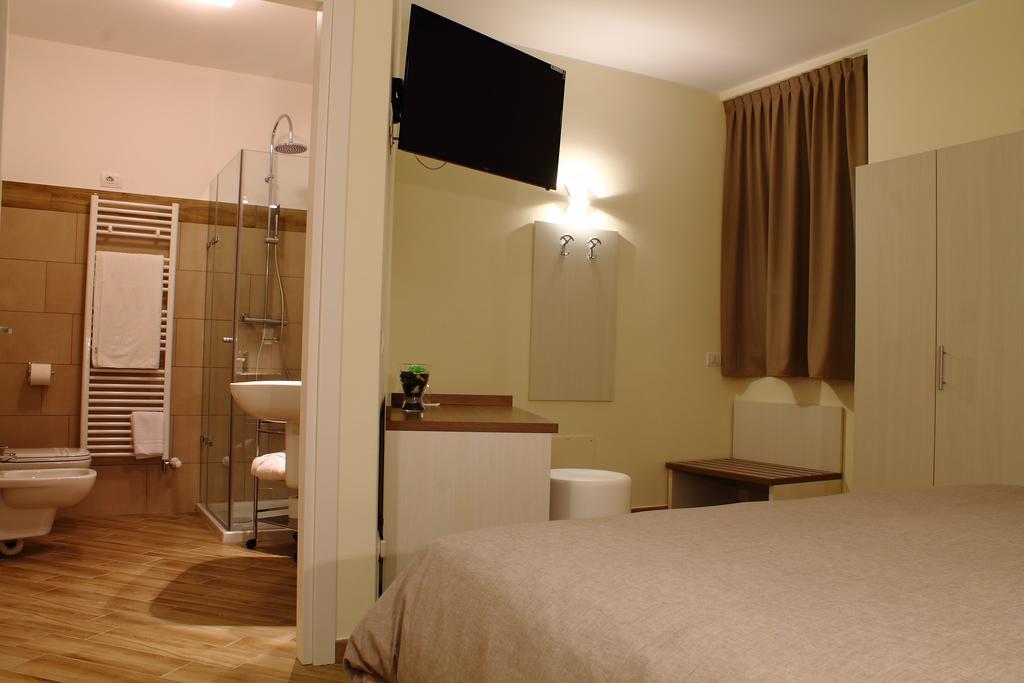 Bhl Boutique Rooms Legnano Luaran gambar