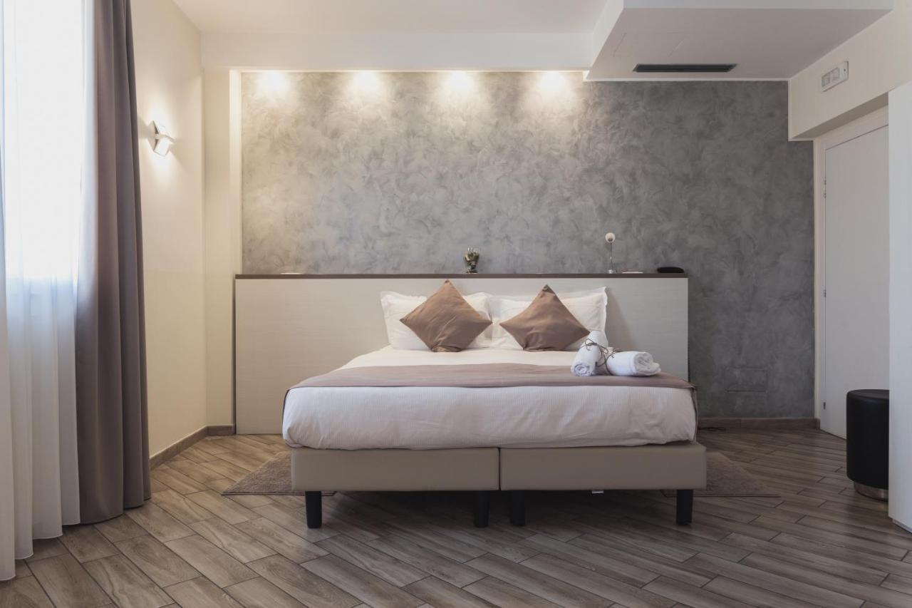 Bhl Boutique Rooms Legnano Luaran gambar