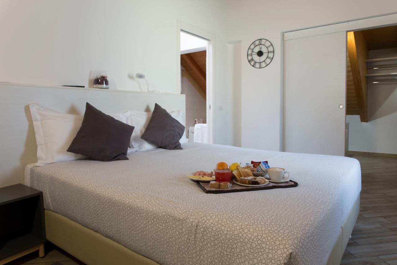 Bhl Boutique Rooms Legnano Luaran gambar