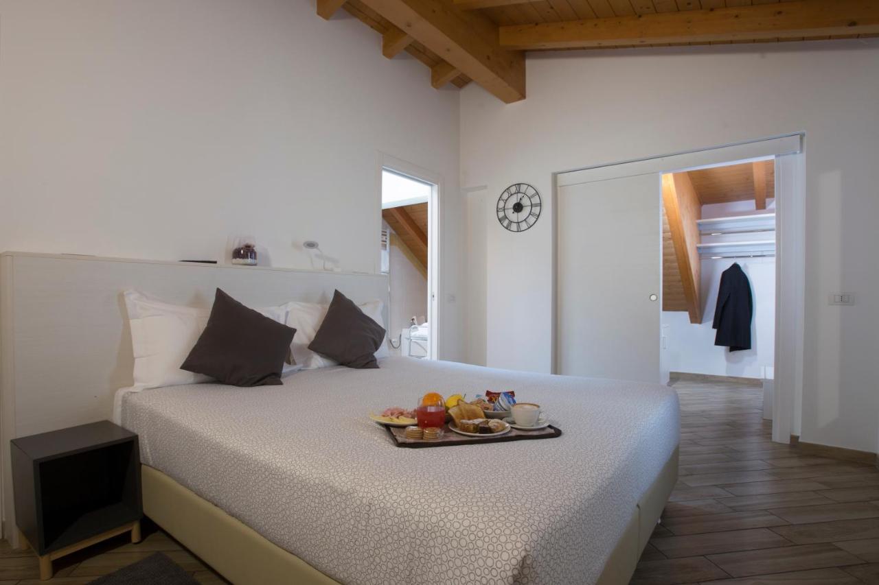 Bhl Boutique Rooms Legnano Luaran gambar